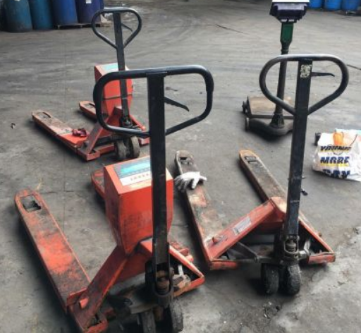 工廠車間手動叉車的報(bào)廢問題分析